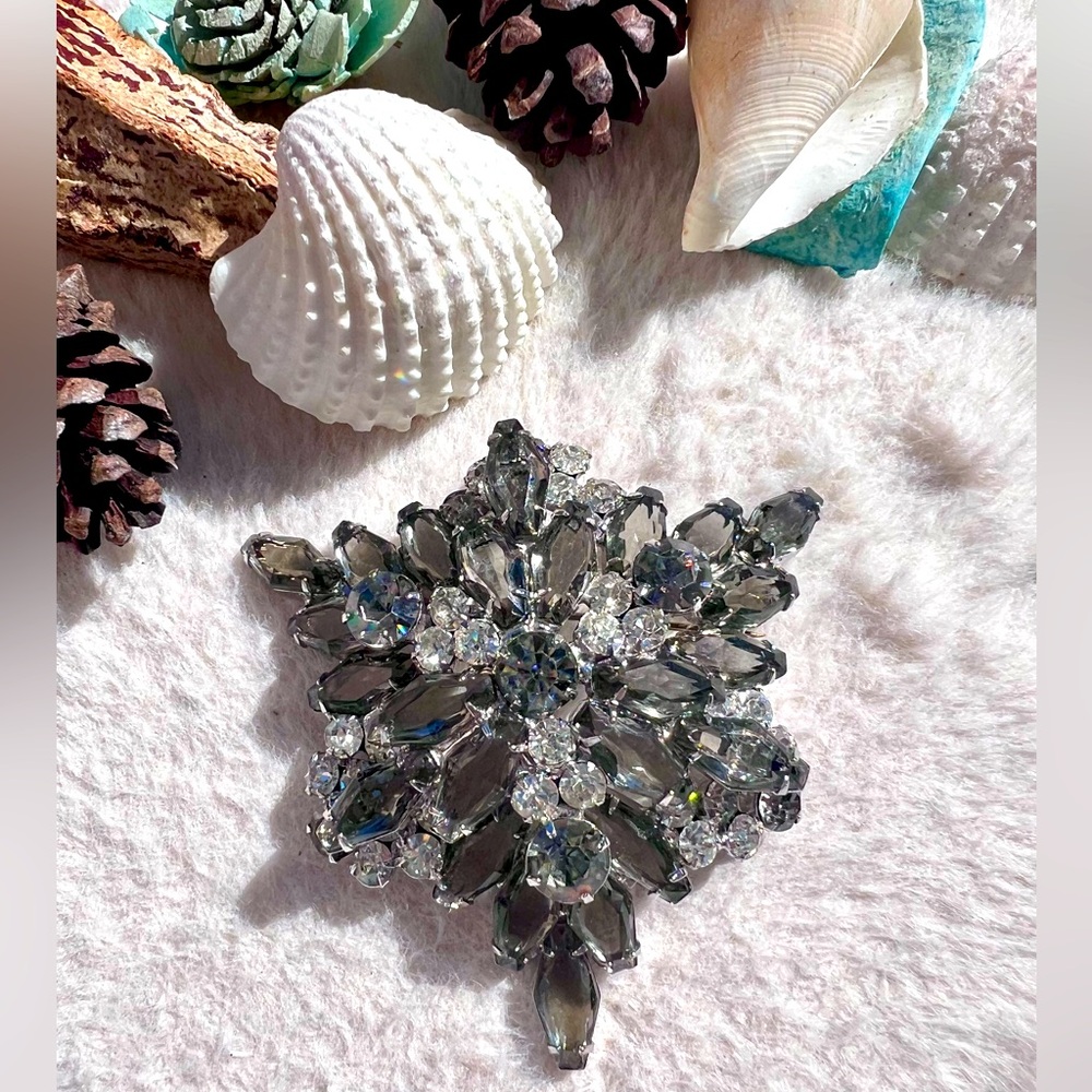 Vintage✨ Juliana D&E Bookpiece Rare Brooch